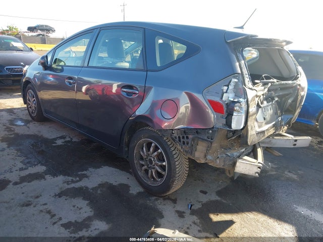 Toyota Prius V Four 2015 JTDZN3EU7FJ035885 Image 3