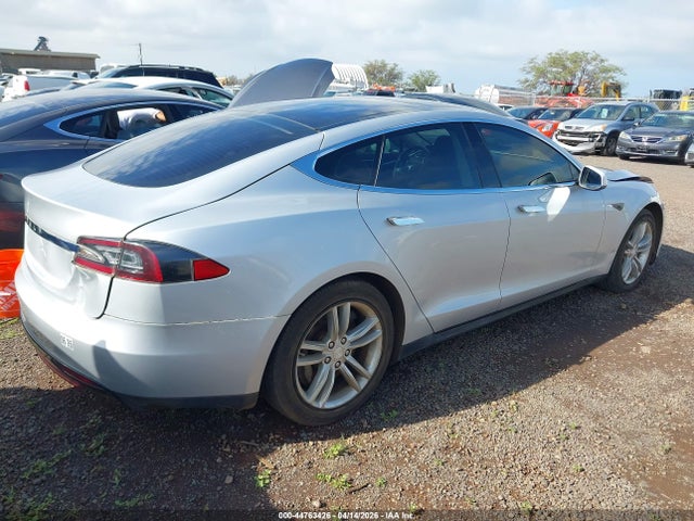 Продажа на аукционе авто 2013 Tesla Model S, vin: 5YJSA1AC8DFP10890, номер лота: 44763426