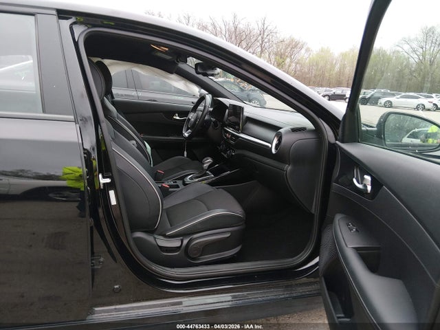 2022 Kia Forte Gt-line მანქანა იყიდება აუქციონზე, vin: 3KPF54AD5NE444722, აუქციონის ნომერი: 44763433