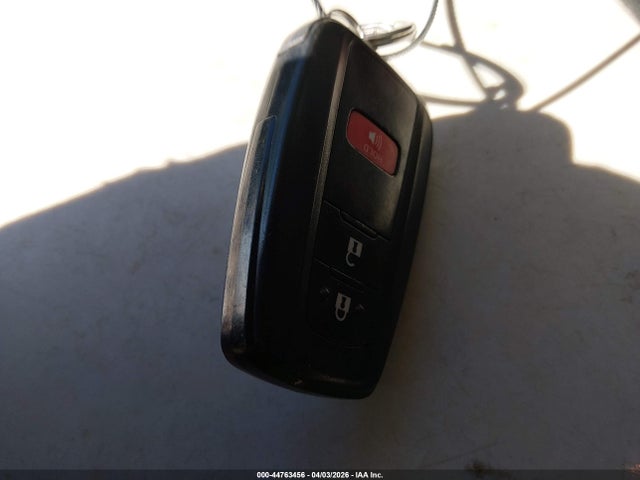 JTDKARFU0K3081474 Toyota Prius Le