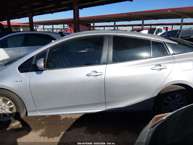 JTDKARFU0K3081474 Toyota Prius Le