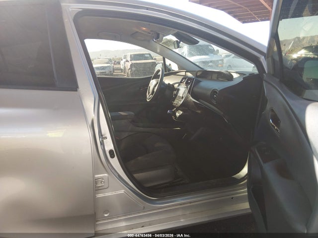 JTDKARFU0K3081474 Toyota Prius Le