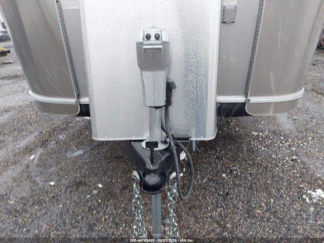 1STJ9YJ25JJ543284 Airstream Other