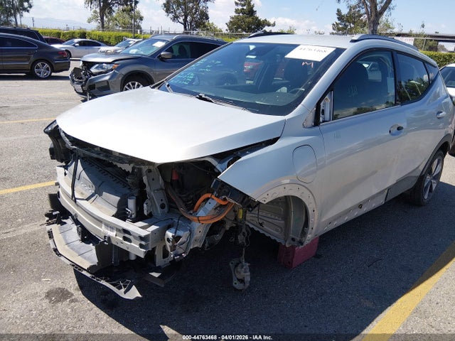 1G1FY6S04N4103207 Chevrolet Bolt Euv Fwd Lt