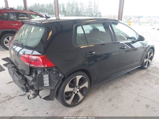 2016 VOLKSWAGEN GOLF GTI 3VW447AU6GM051071 Photo 3