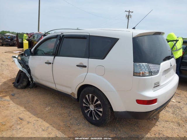 2007 MITSUBISHI OUTLANDER JA4MS31X17Z008892 Photo 2