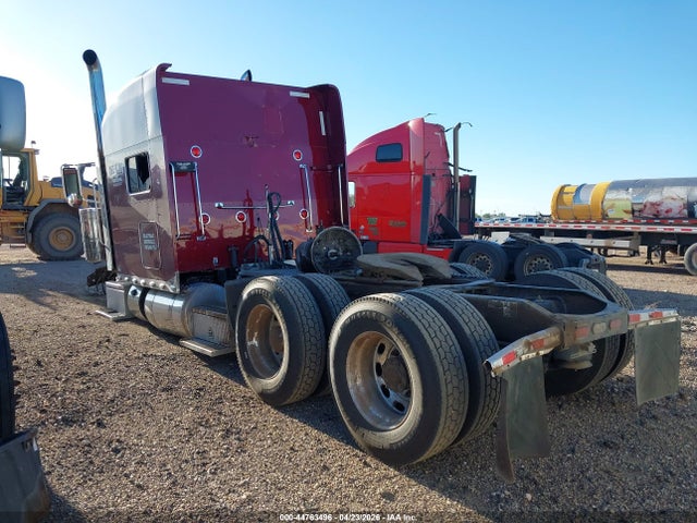 44763496 :رقم المزاد ، 1XPXDP9X3JD486775 vin ، 2018 Peterbilt 389 مزاد بيع