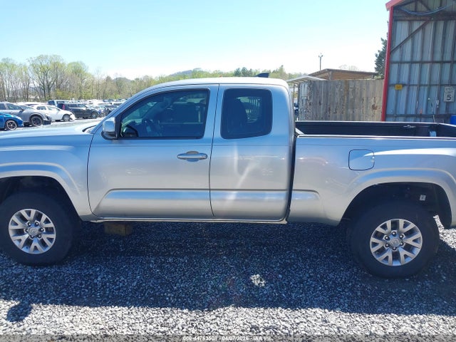 5TFSX5EN1HX057879 Toyota Tacoma Sr
