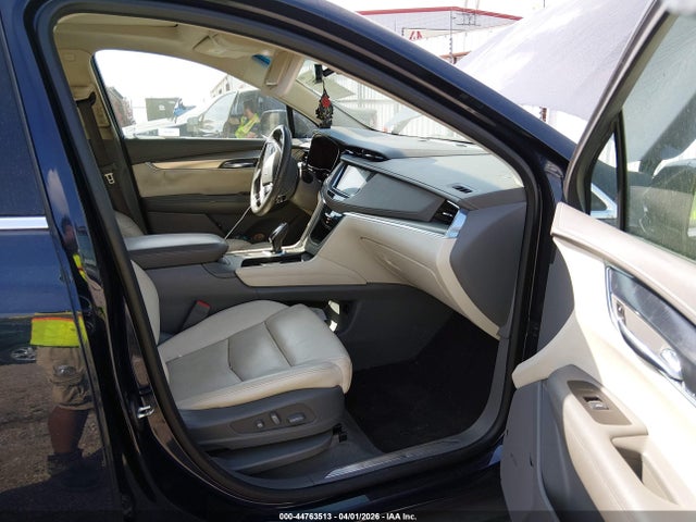 1GYKNBRS7HZ113228 Cadillac XT5 LUXURY
