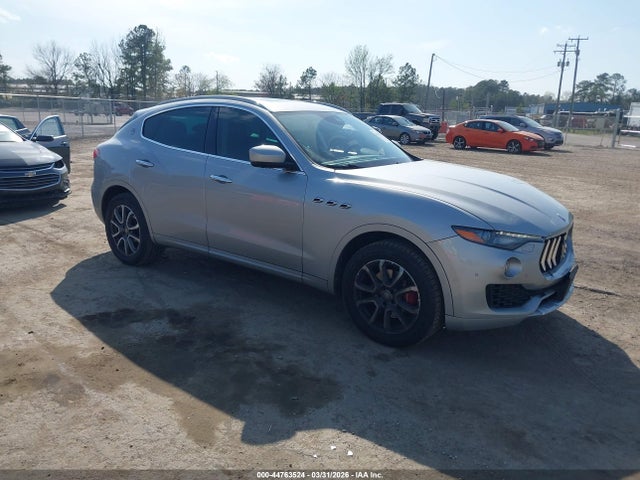2017 MASERATI LEVANTE ZN661XUL1HX199338