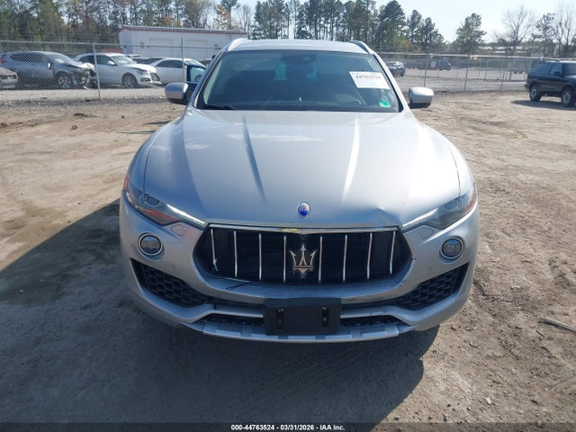 Maserati Levante 2017 ZN661XUL1HX199338 Image 12