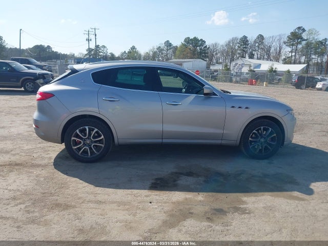 Maserati Levante 2017 ZN661XUL1HX199338 Image 13
