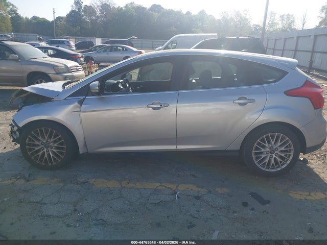 44763548 :رقم المزاد ، 1FADP3N23EL125711 vin ، 2014 Ford Focus Titanium مزاد بيع