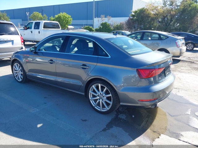 2015 AUDI A3 WAUEFGFF6F1142667 Photo 2