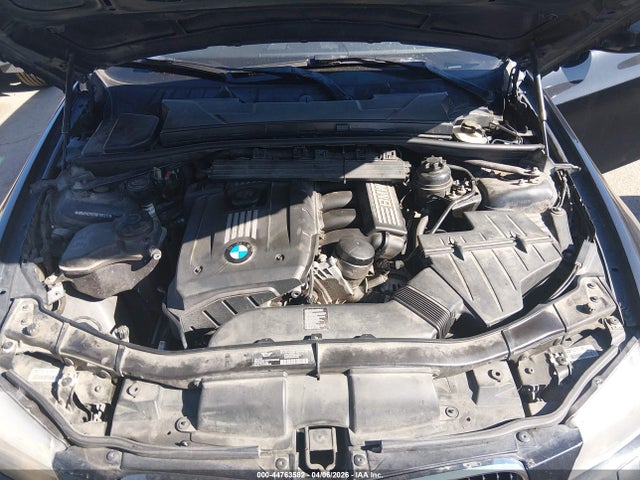 44763582 :رقم المزاد ، WBAPK7C57BF196217 vin ، 2011 Bmw 328i Xdrive مزاد بيع