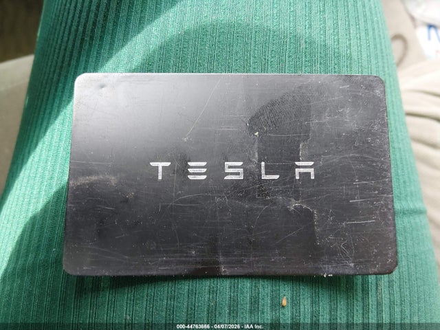 2023 Tesla Model Y მანქანა იყიდება აუქციონზე, vin: 7SAYGAEE6PF758870, აუქციონის ნომერი: 44763666