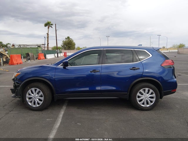 JN8AT2MT0HW149498 Nissan ROGUE S