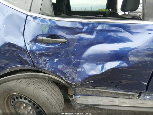 JN8AT2MT0HW149498 Nissan ROGUE S