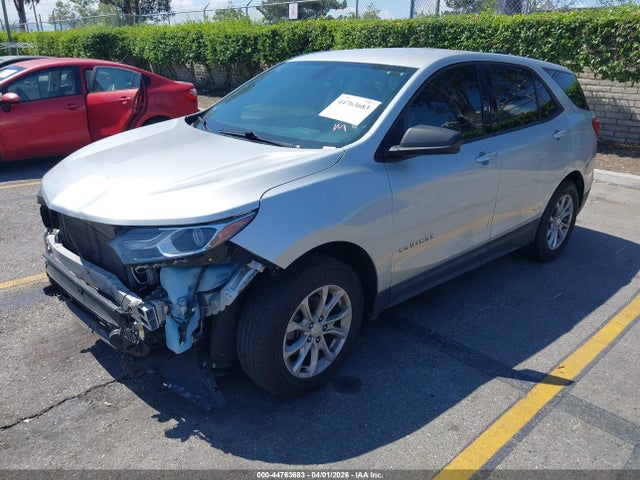 3GNAXHEV0KL268207 Chevrolet EQUINOX LS