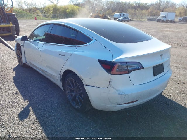 Tesla Model 3 Long Range/performance 2019 5YJ3E1EB1KF494016 Image 3