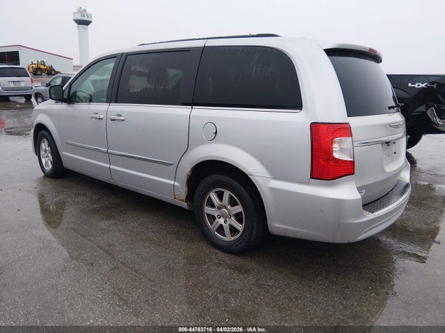 44763716 :رقم المزاد ، 2A4RR5DG3BR640322 vin ، 2011 Chrysler Town & Country Touring مزاد بيع