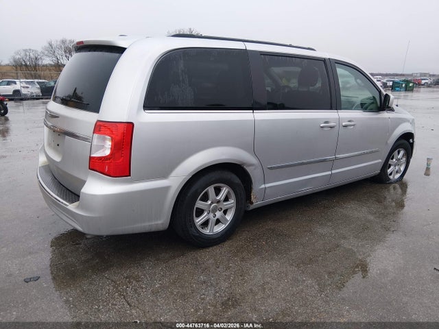 44763716 :رقم المزاد ، 2A4RR5DG3BR640322 vin ، 2011 Chrysler Town & Country Touring مزاد بيع