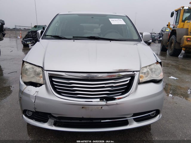 44763716 :رقم المزاد ، 2A4RR5DG3BR640322 vin ، 2011 Chrysler Town & Country Touring مزاد بيع