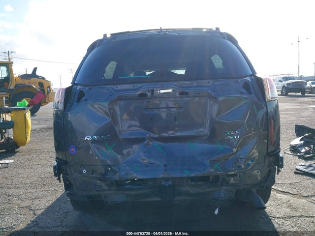 2T3RFREV7HW673440 Toyota Rav4 Xle