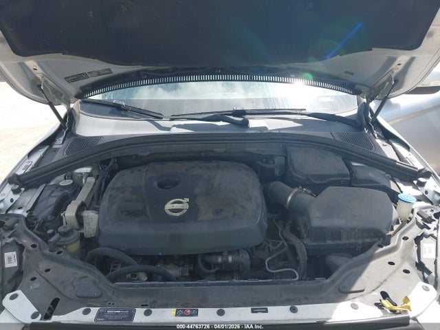 2015 VOLVO XC60 YV440MDCXF2620264 Photo 9