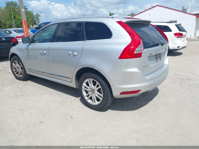 2015 VOLVO XC60 YV440MDCXF2620264 Photo 2