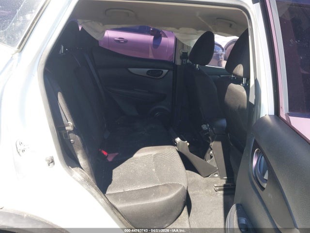 JN1BJ1CP1KW221937 Nissan Rogue Sport S