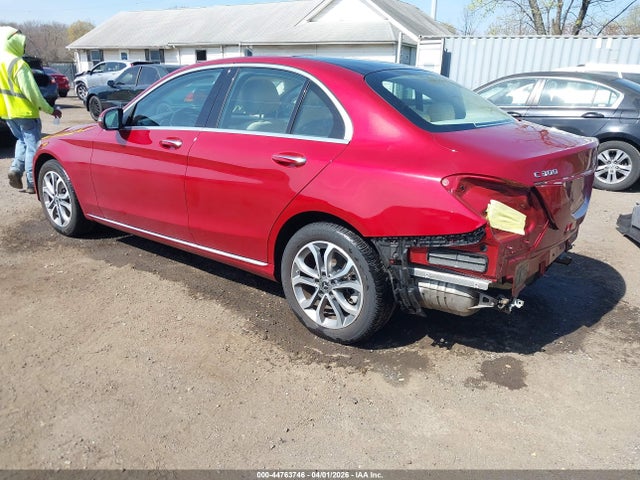 2018 Mercedes-benz C 300 4matic მანქანა იყიდება აუქციონზე, vin: WDDWF4KB3JR318311, აუქციონის ნომერი: 44763746