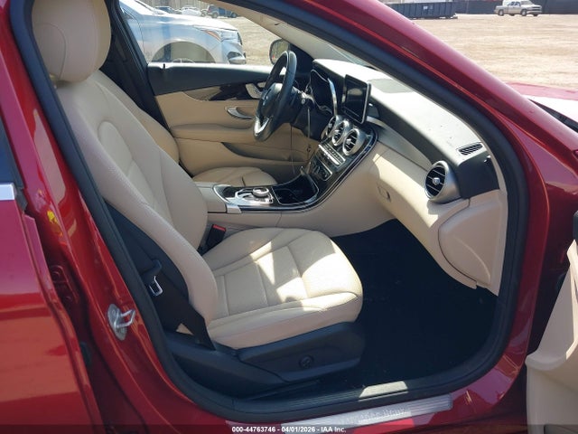 2018 Mercedes-benz C 300 4matic მანქანა იყიდება აუქციონზე, vin: WDDWF4KB3JR318311, აუქციონის ნომერი: 44763746