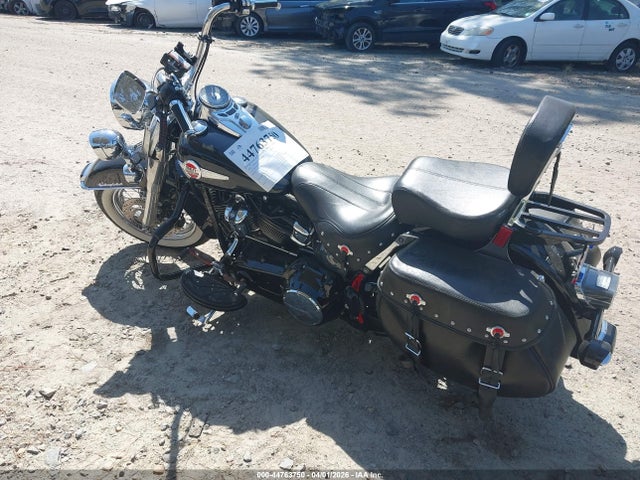 Harley-Davidson Flstc Heritage Softail Classic 2017 1HD1BWV17HB015340 Image 3