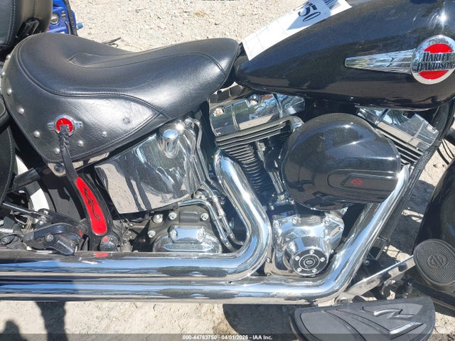 Harley-Davidson Flstc Heritage Softail Classic 2017 1HD1BWV17HB015340 Image 8