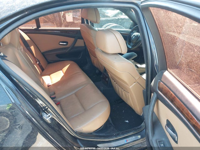 44763755 :رقم المزاد ، WBANU5C52AC128364 vin ، 2010 Bmw 528i مزاد بيع