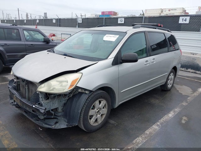 Aukcja sprzedaży 2004 Toyota Sienna Le, vin: 5TDZA23C14S066727, numer aukcji: 44763762