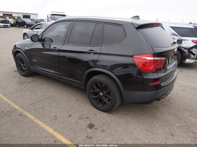 2011 BMW X3 5UXWX7C56BL730145 Photo 2
