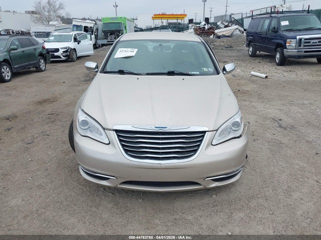 44763788 :رقم المزاد ، 1C3CCBCG2DN632861 vin ، 2013 Chrysler 200 Limited مزاد بيع
