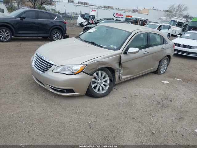 44763788 :رقم المزاد ، 1C3CCBCG2DN632861 vin ، 2013 Chrysler 200 Limited مزاد بيع