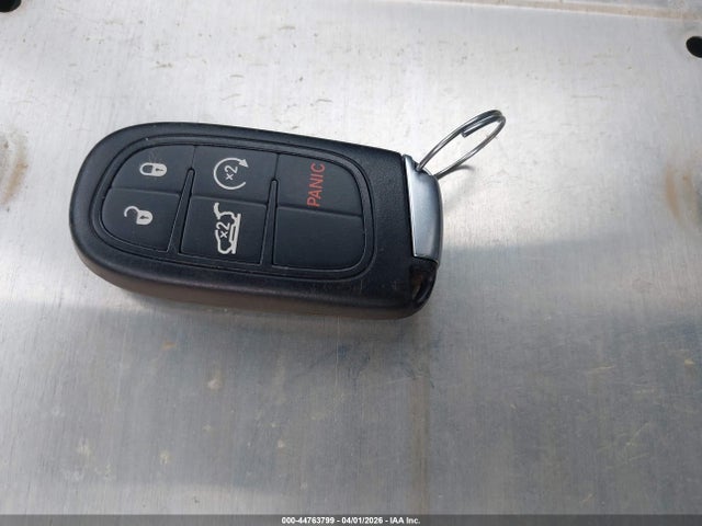 2014 Jeep Cherokee Trailhawk მანქანა იყიდება აუქციონზე, vin: 1C4PJMBS4EW193355, აუქციონის ნომერი: 44763799
