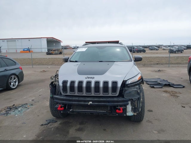 2014 Jeep Cherokee Trailhawk მანქანა იყიდება აუქციონზე, vin: 1C4PJMBS4EW193355, აუქციონის ნომერი: 44763799
