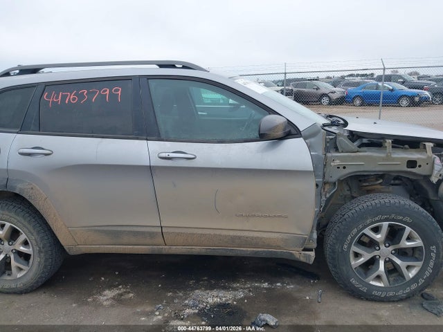 2014 Jeep Cherokee Trailhawk მანქანა იყიდება აუქციონზე, vin: 1C4PJMBS4EW193355, აუქციონის ნომერი: 44763799