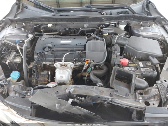 Продажа на аукционе авто 2017 Honda Accord Lx, vin: 1HGCR2F3XHA004709, номер лота: 44763807