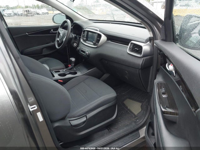 5XYPG4A51KG471857 KIA Sorento 3.3l Lx