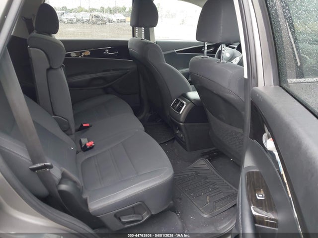 5XYPG4A51KG471857 KIA Sorento 3.3l Lx