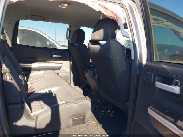 Aukcja sprzedaży 2017 Toyota Tundra Sr5 5.7l V8, vin: 5TFDW5F17HX620196, numer aukcji: 44763818