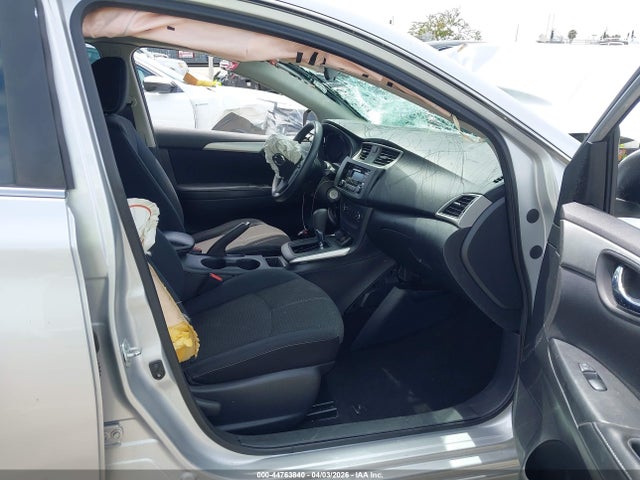 44763840 :رقم المزاد ، 3N1AB7AP8HY213107 vin ، 2017 Nissan Sentra S مزاد بيع