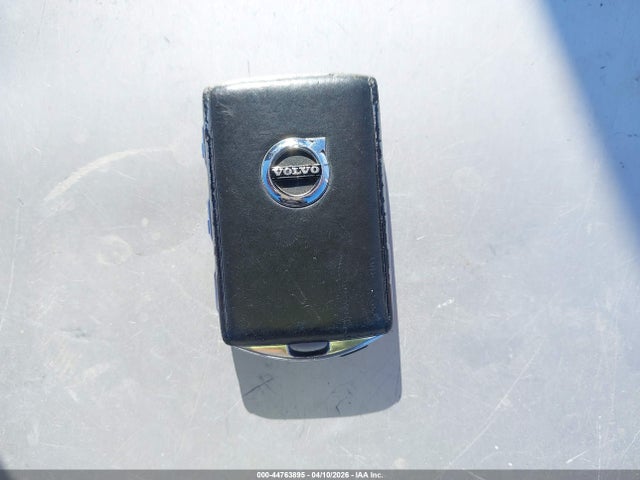 YV4A22RL3J1052139 Volvo Xc60 T6 Inscription