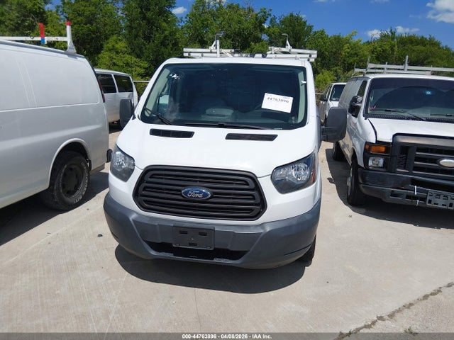 Ford Transit-150 2018 1FTYE1YM4JKA23241 Image 13